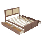 Lit plateforme en pin antique naturel / espresso antique avec tête de lit en rotin et 4 tiroirs de rangement, lit double / grand, assemblage par 2 personnes