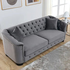 Canapé Chesterfield en velours beige / gris / noir avec capitonnage et garniture cloutée, 3 places