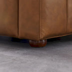 Canapé capitonné en cuir pleine fleur camel de style Mid-Century avec pieds amovibles, 3 places