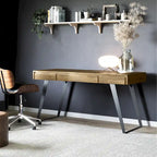 Bureau industriel en bois massif, noyer vieilli, avec 2 tiroirs et plateau coulissant pour clavier, assemblage par 1 personne