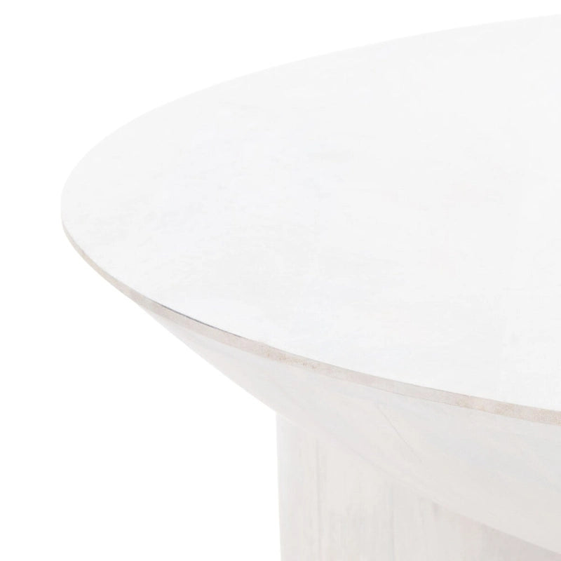 Table basse ronde en manguier massif, finition blanchie/naturelle, avec 3 pieds cylindriques, assemblage par 1 personne